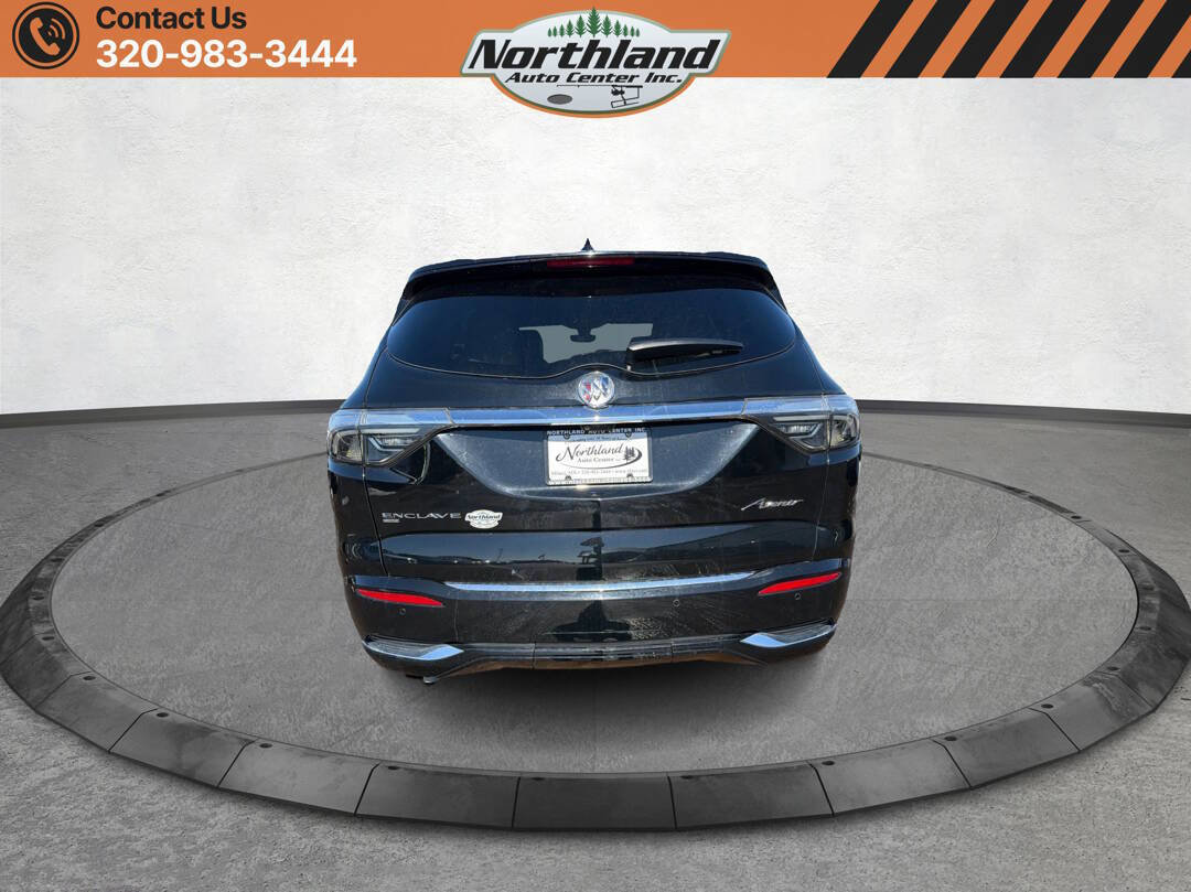 Used 2022 Buick Enclave Avenir AWD/4WD image 6