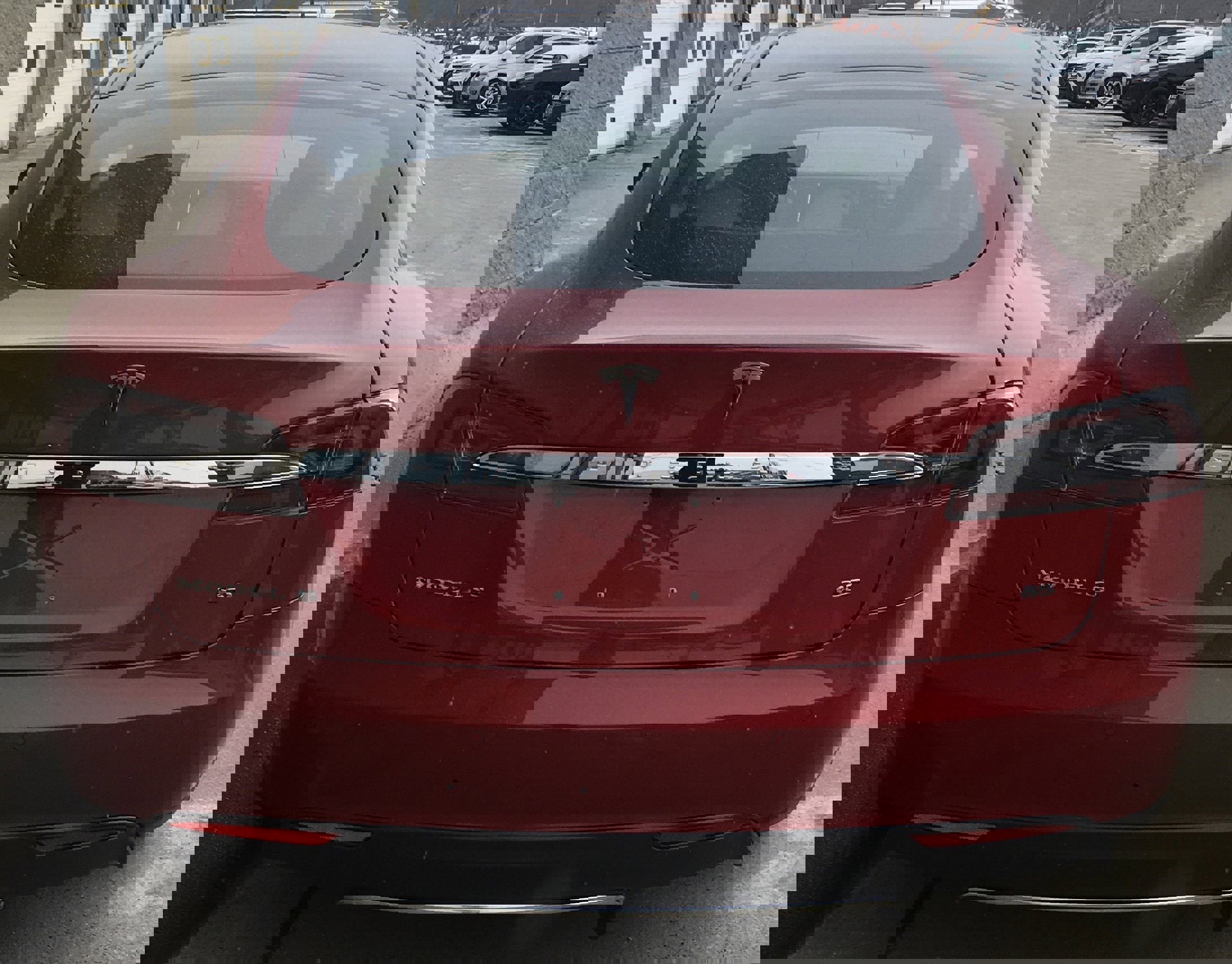 Used 2014 Tesla Model S P85 image 3