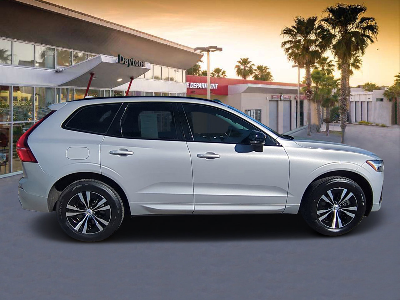 Used 2025 Volvo XC60 T8 Core w/ Protection Package Premier image 2