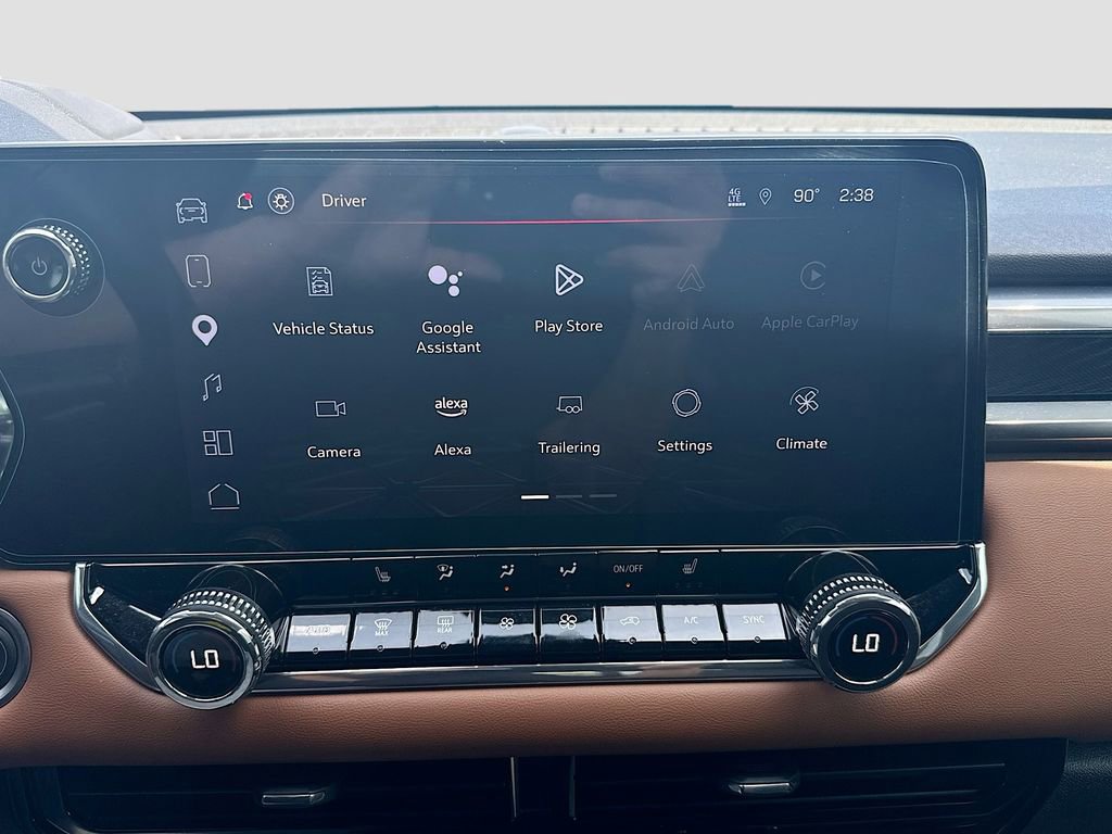 Used 2024 GMC Canyon AT4 w/ Technology Package image 15