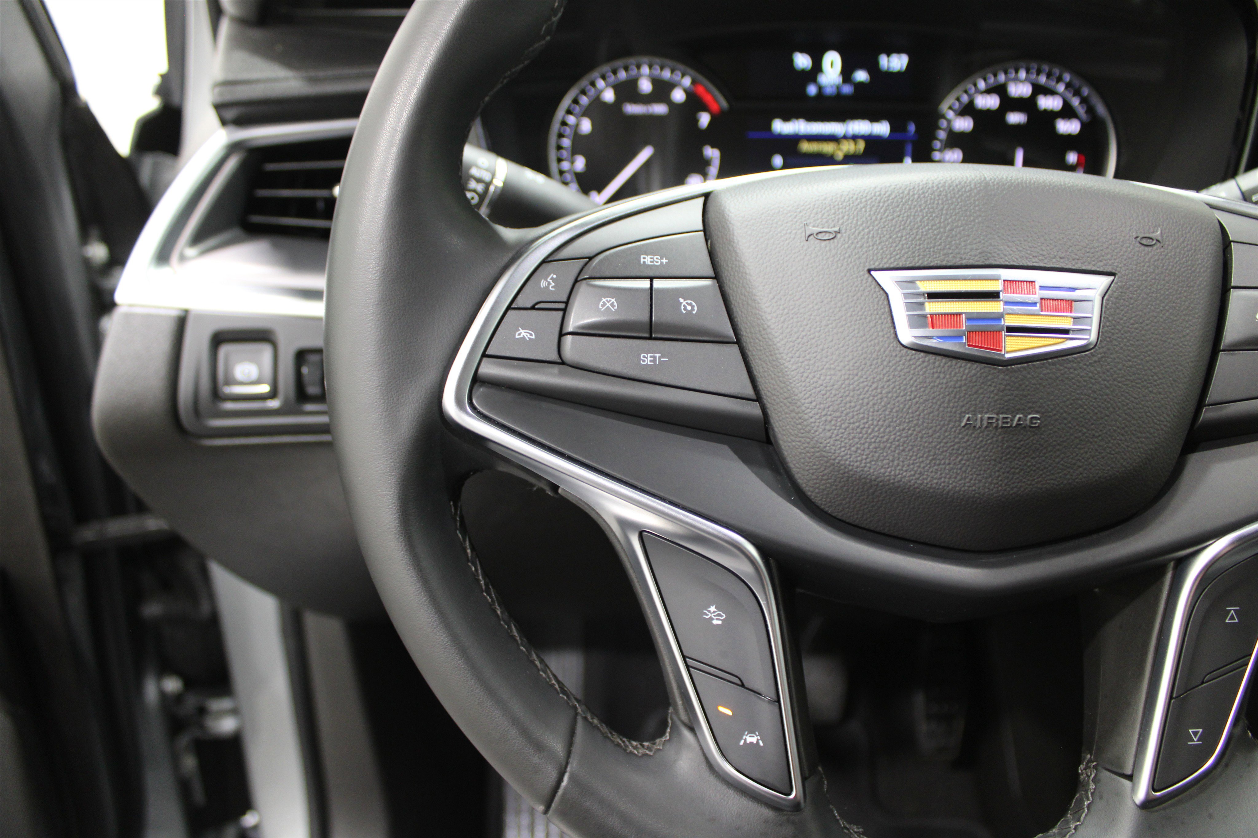 Certified 2024 Cadillac XT5 Luxury image 11