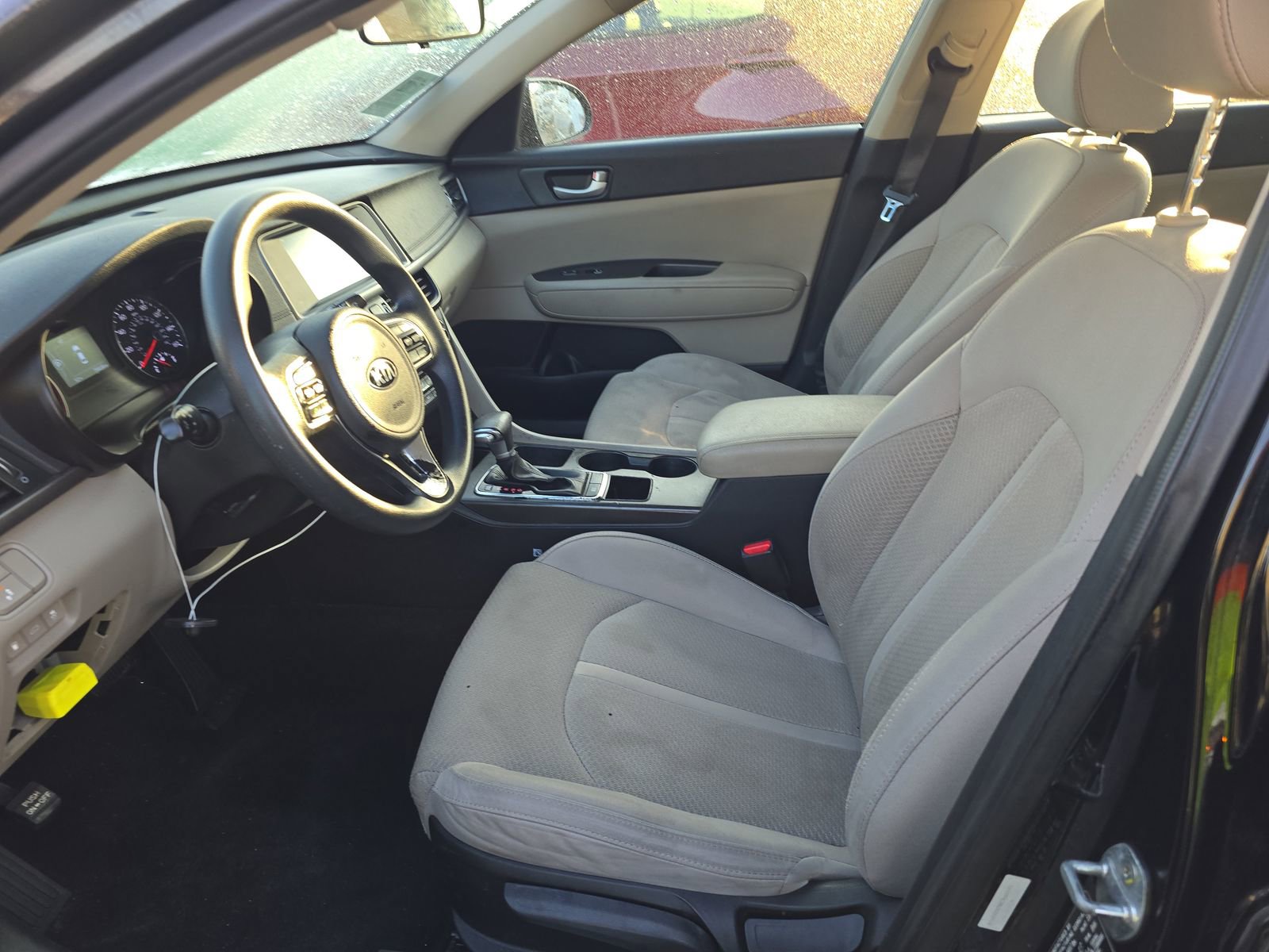 Used 2018 Kia Optima LX w/ 17" Alloy Wheels Package image 8