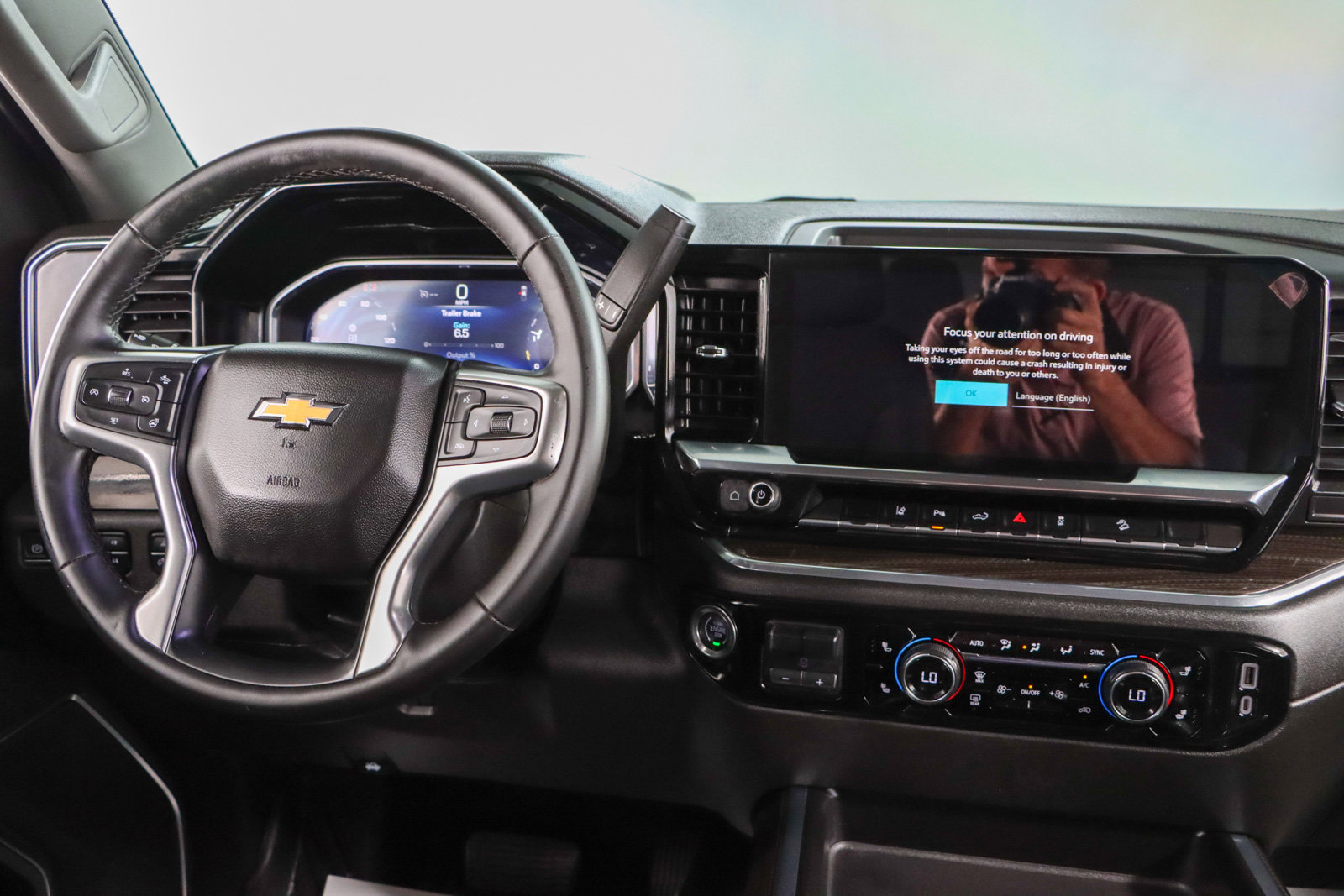 Used 2024 Chevrolet Silverado 2500 LT w/ Texas Edition AWD/4WD image 18