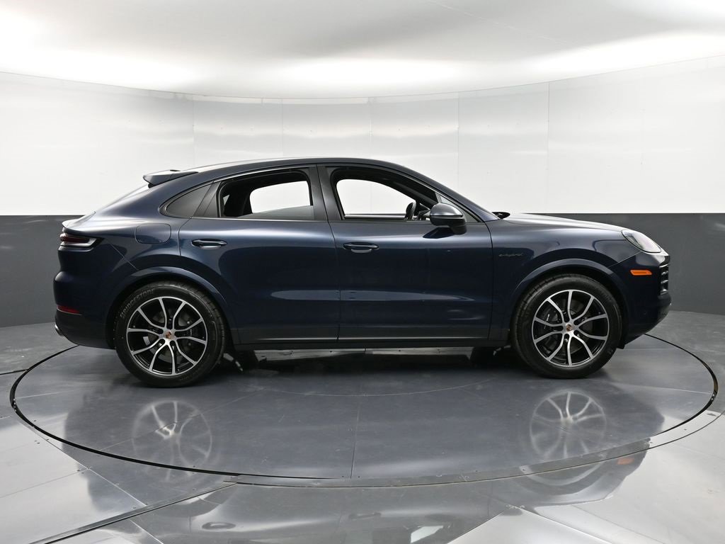 New 2026 Porsche Cayenne E-Hybrid Coupe image 9