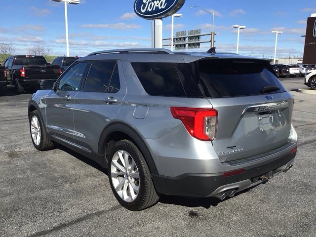 Certified 2024 Ford Explorer Platinum w/ Technology Package AWD/4WD image 4