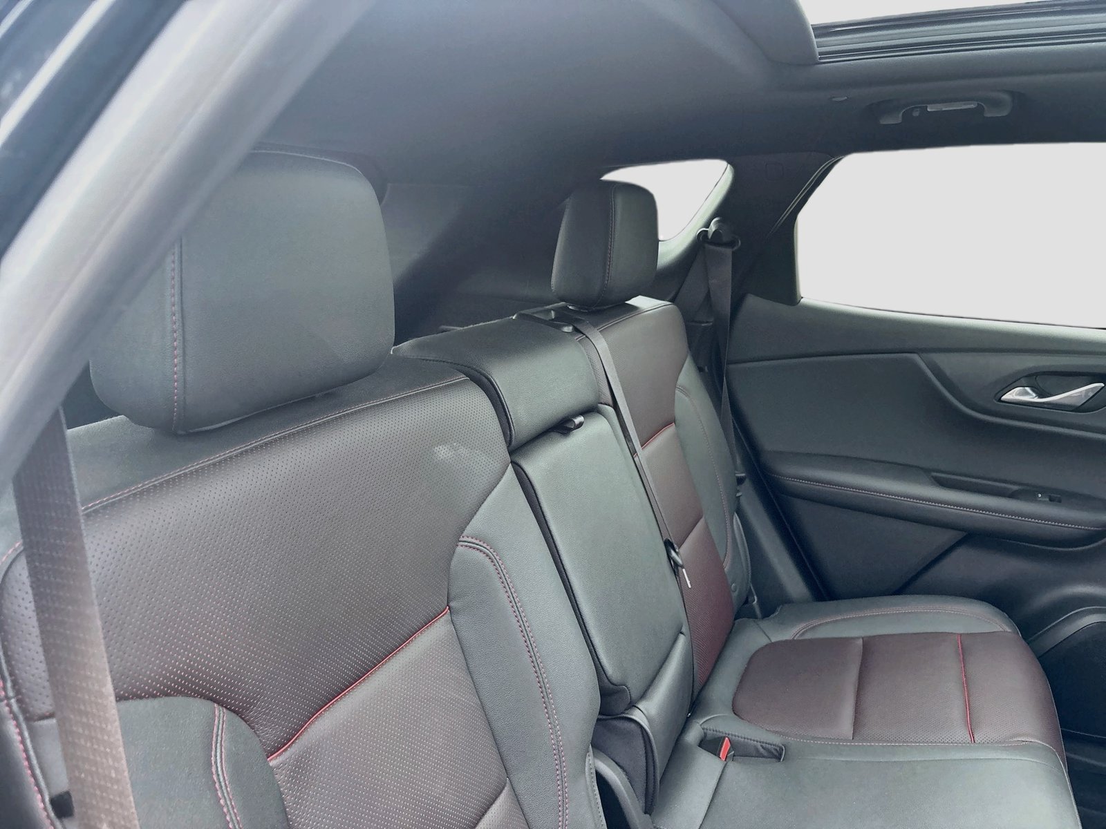 Used 2023 Chevrolet Blazer RS FWD image 28