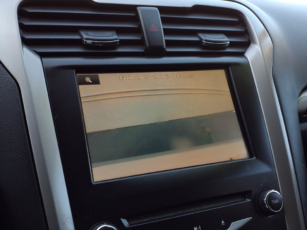 Used 2013 Ford Fusion SE FWD image 10