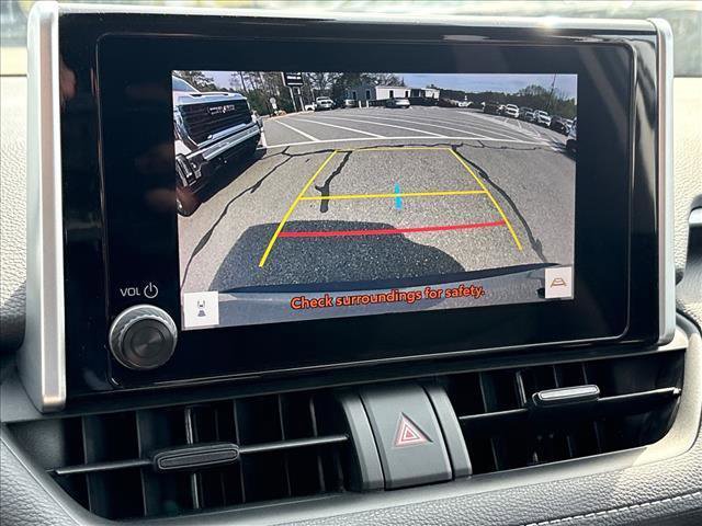 Used 2023 Toyota RAV4 XLE AWD/4WD image 13
