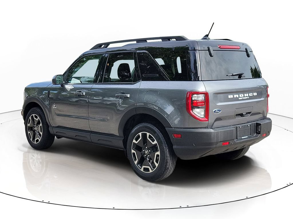 Certified 2024 Ford Bronco Sport Outer Banks w/ Tech Package AWD/4WD image 4