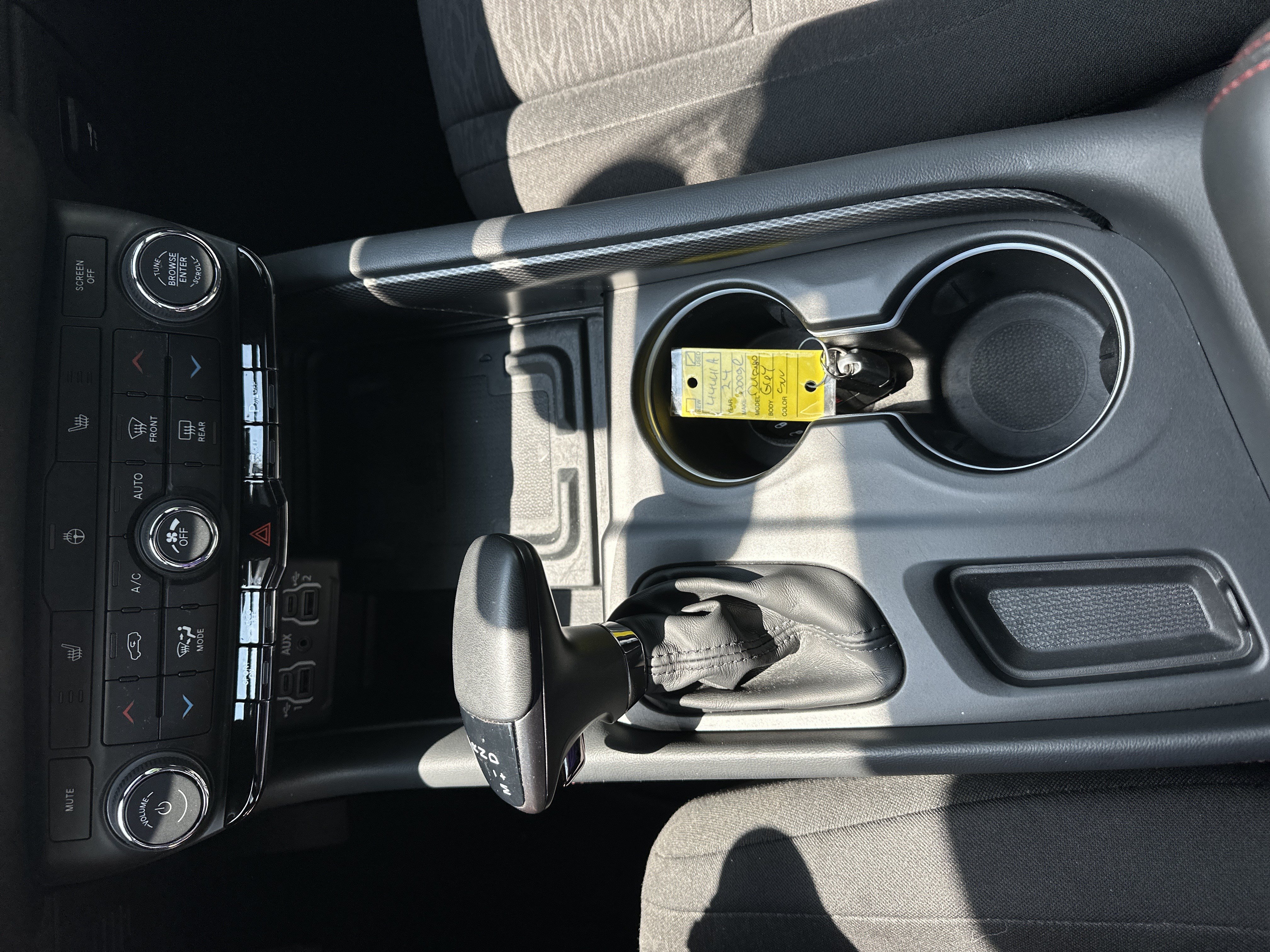 Used 2024 Dodge Durango R/T w/ Blacktop Package RWD image 24