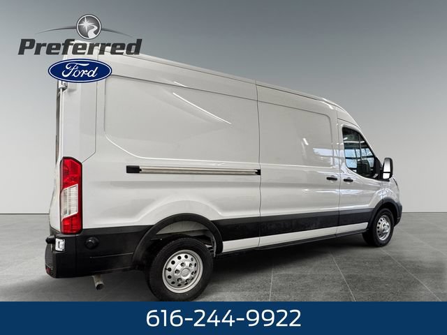 New 2026 Ford Transit 250 148 Medium Roof Extended AWD image 17