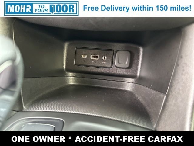 Used 2022 Chevrolet Equinox RS w/ LPO, Floor Liner Package image 18