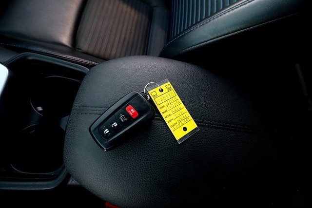 Used 2019 Toyota RAV4 XSE image 10