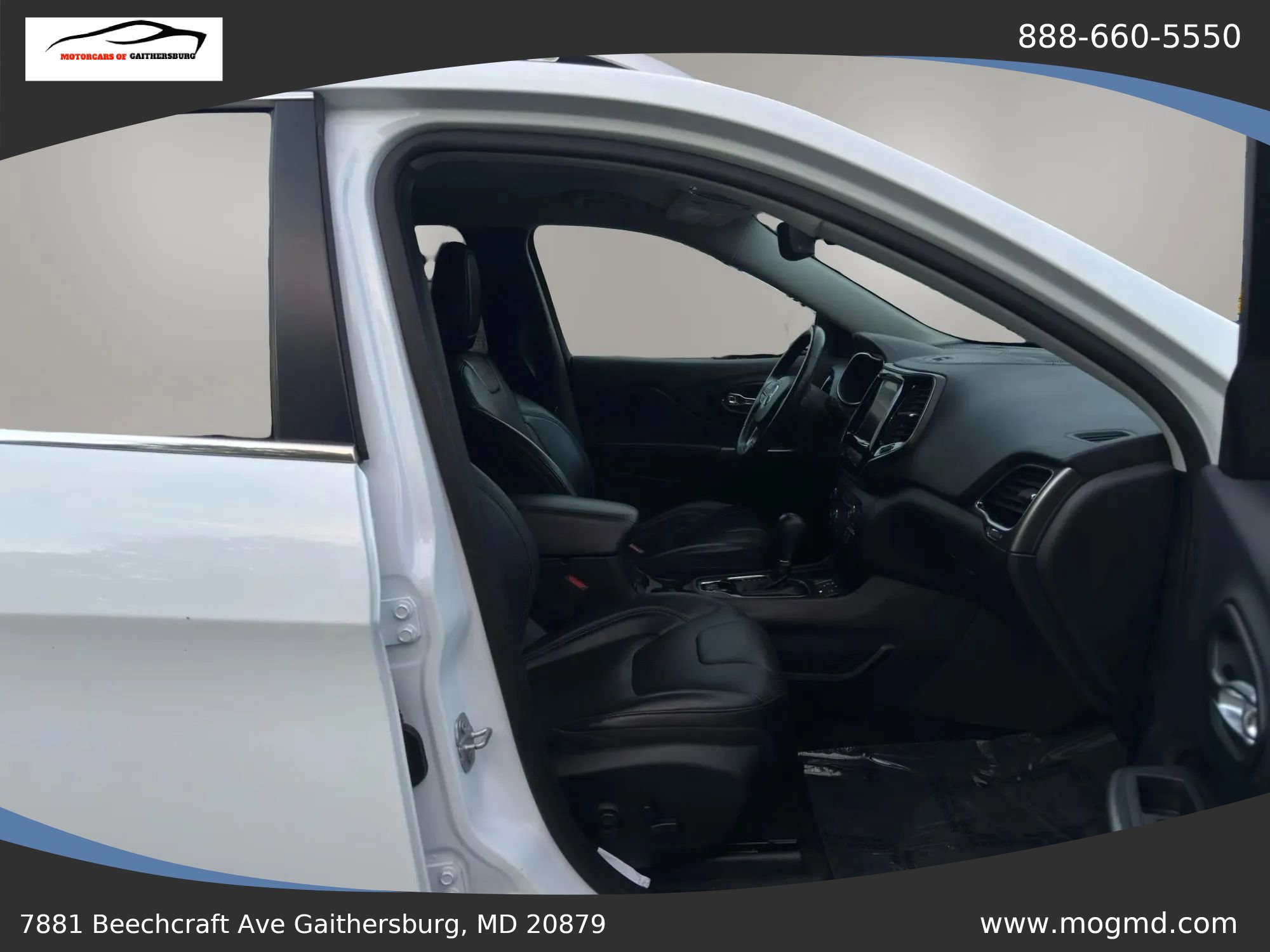 Used 2019 Jeep Cherokee Limited FWD image 25