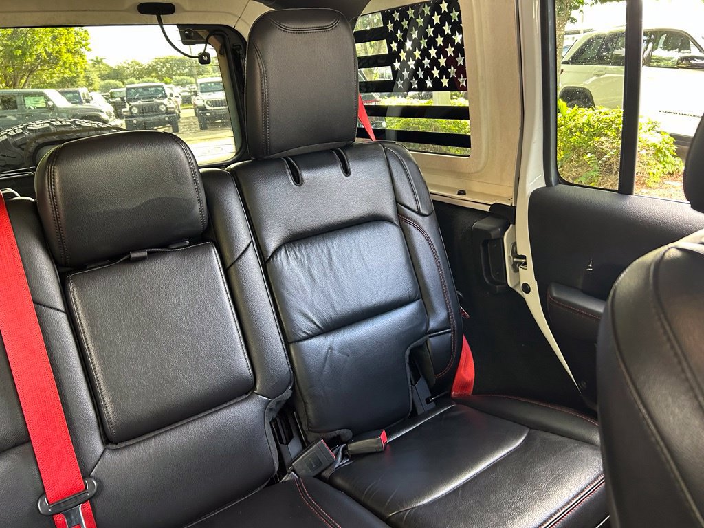 Used 2020 Jeep Wrangler Unlimited Rubicon w/ Quick Order Package 28Y Recon AWD/4WD image 17