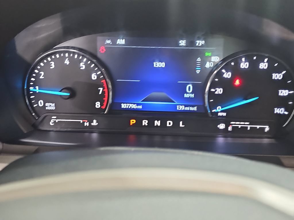 Used 2022 Ford Explorer XLT w/ Equipment Group 202A AWD/4WD image 32