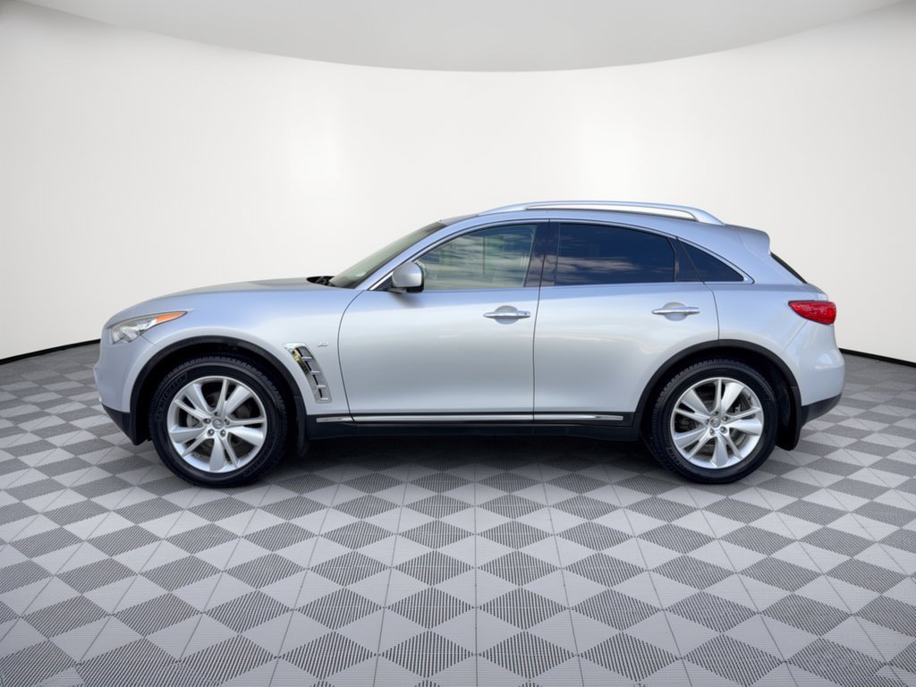 Used 2014 INFINITI QX70 2WD w/ Premium Package image 2