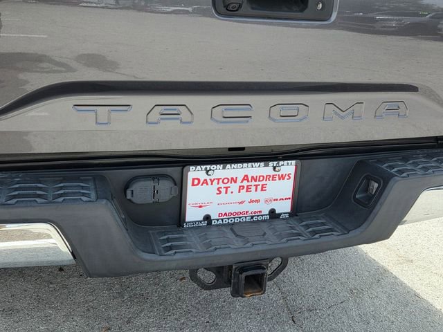Used 2018 Toyota Tacoma SR5 image 10