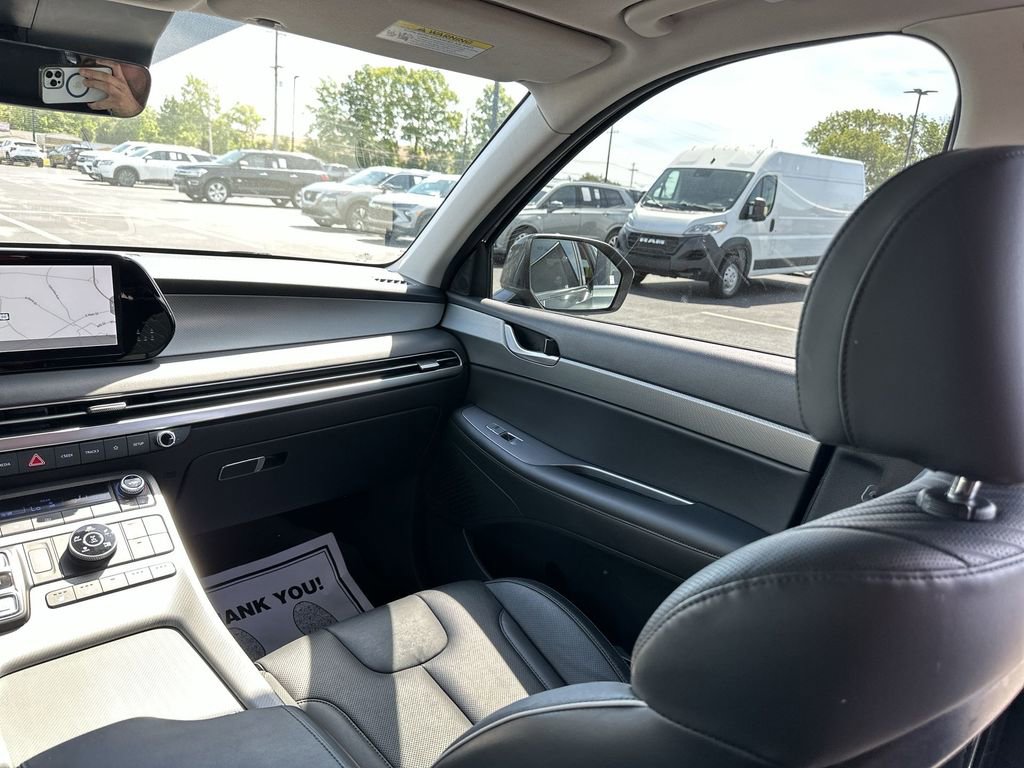 Used 2024 Hyundai Palisade SEL w/ Premium Package AWD/4WD image 11