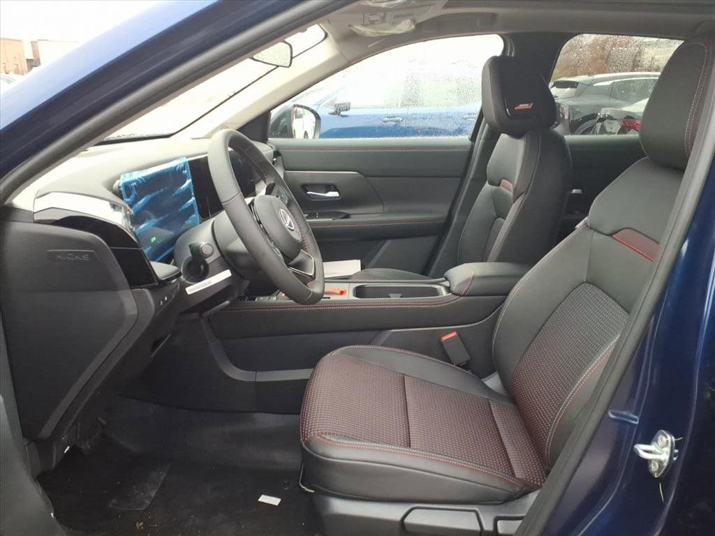 New 2026 Nissan Kicks SR image 27