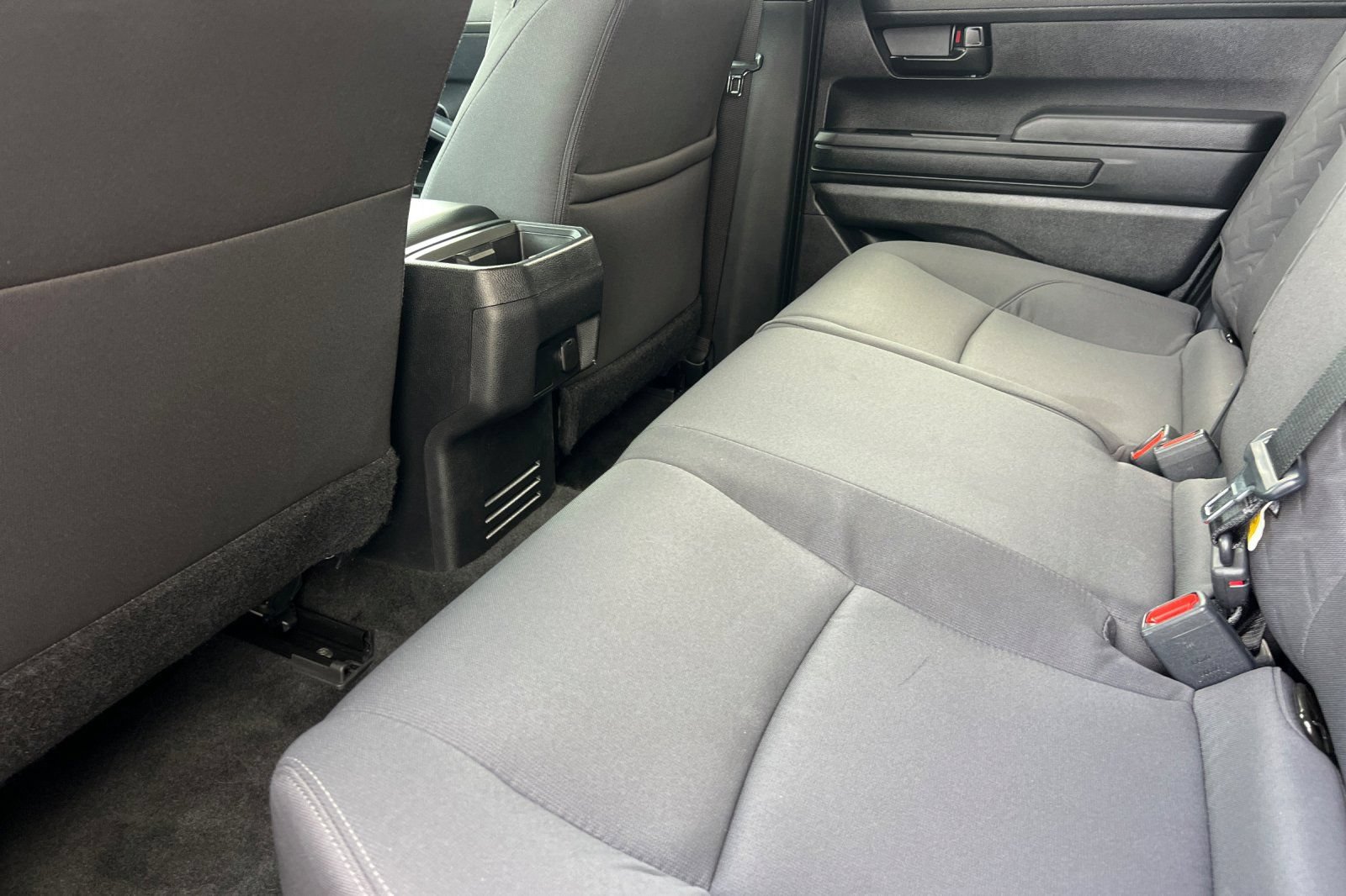 Certified 2025 Toyota Tacoma SR5 AWD/4WD image 12