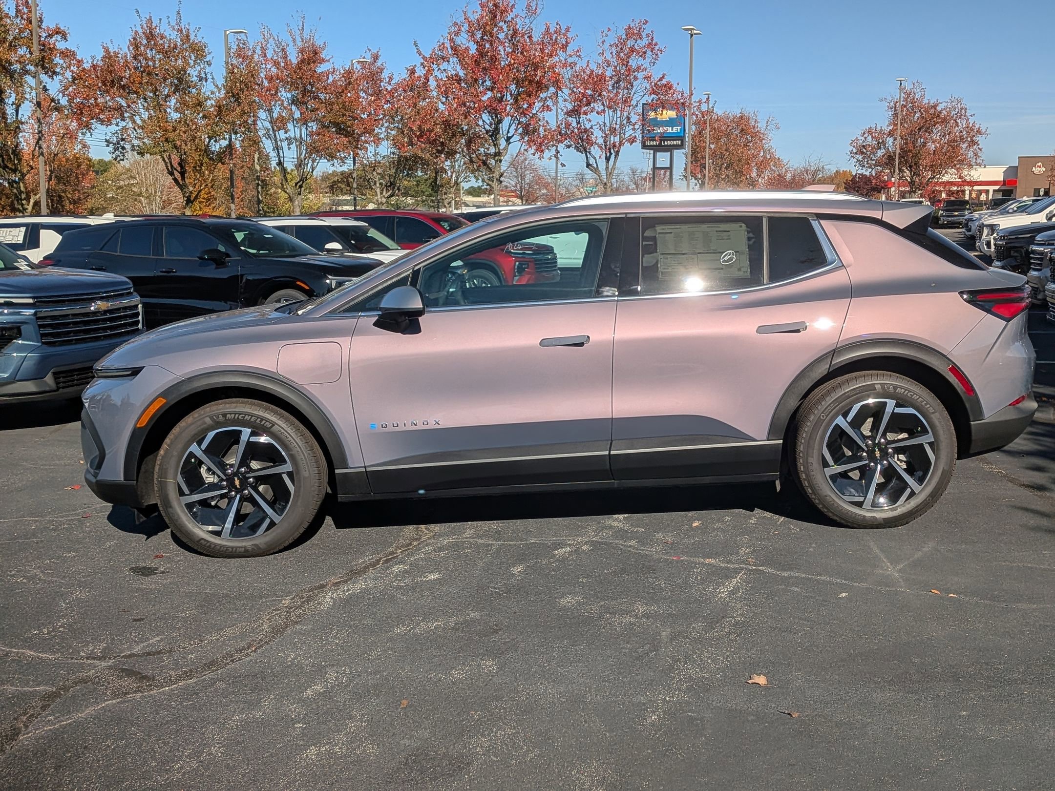 New 2026 Chevrolet Equinox EV LT image 5