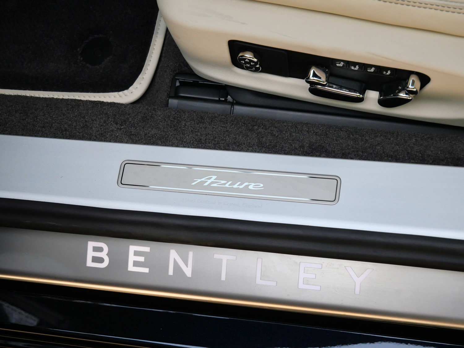 New 2026 Bentley Continental GT Azure AWD/4WD image 16