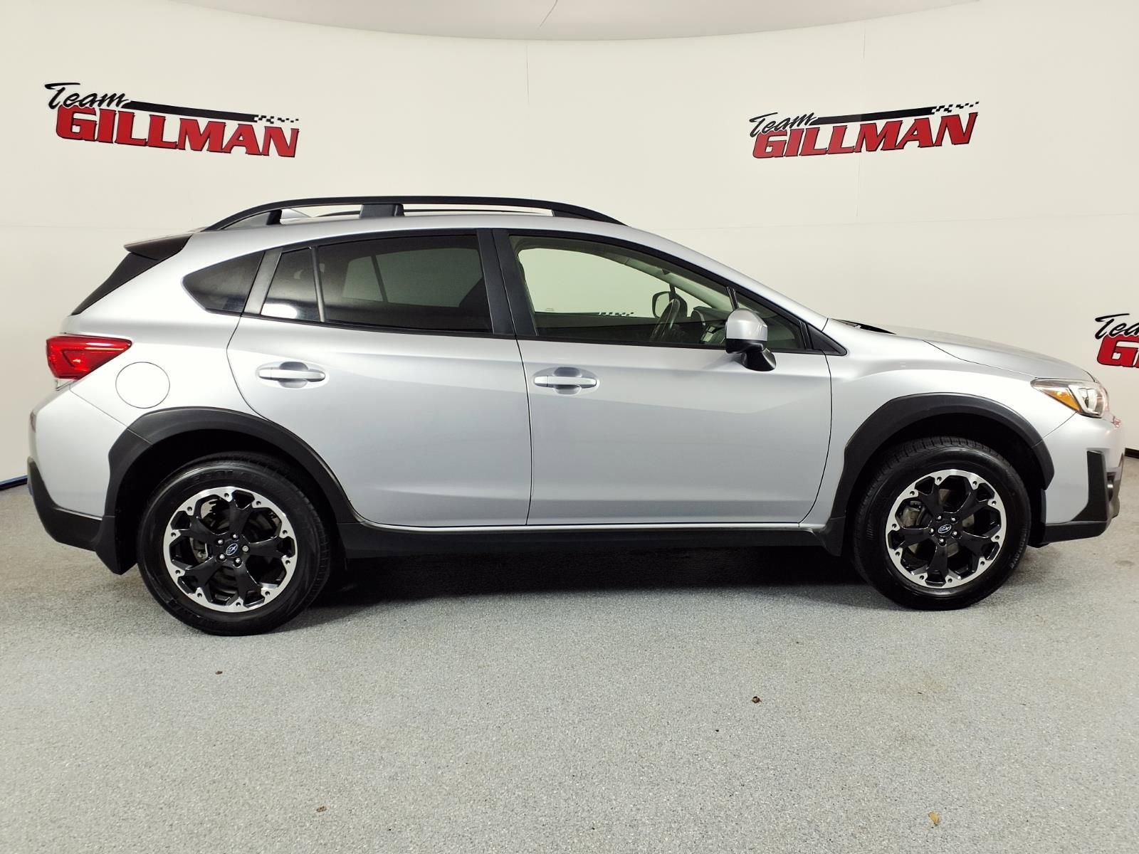 Used 2023 Subaru Crosstrek 2.0i Premium image 3