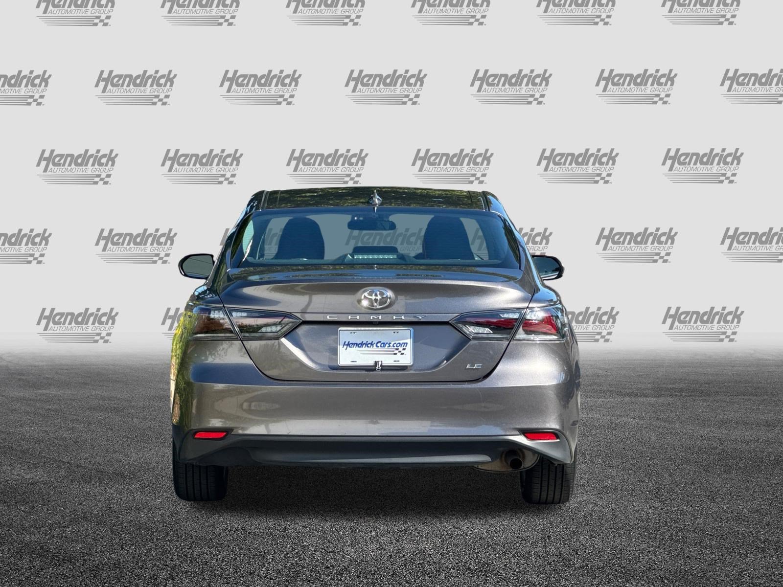 Used 2020 Toyota Camry LE FWD image 6