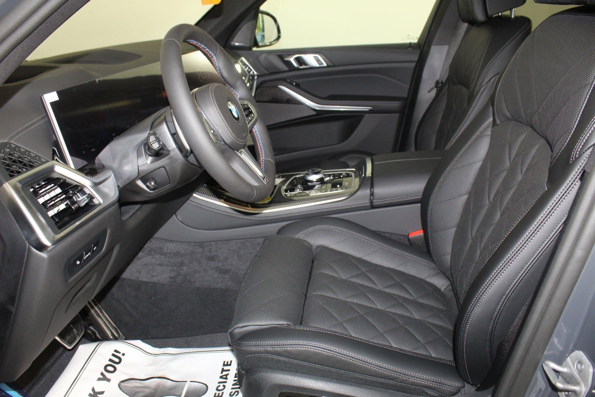 New 2026 BMW X5 M60i image 5