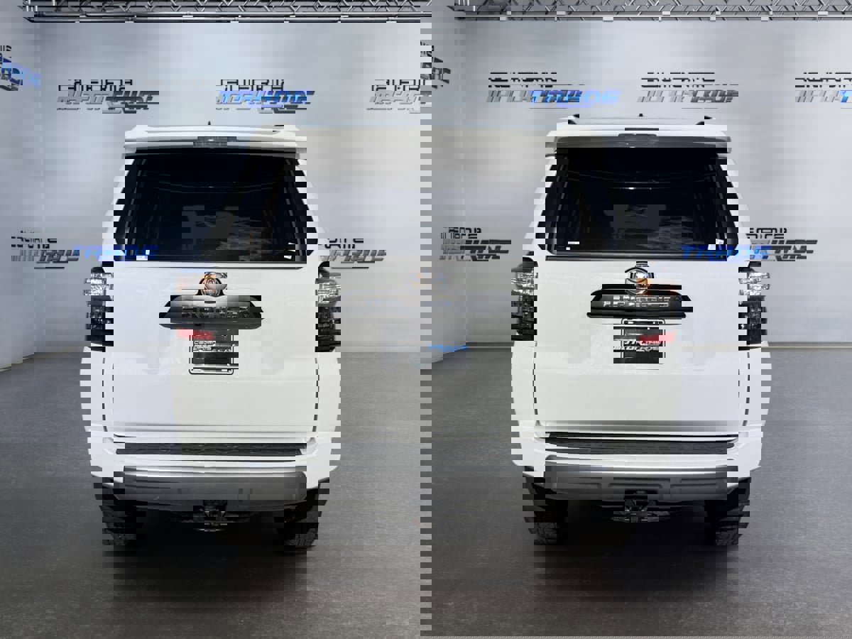 Used 2024 Toyota 4Runner TRD Off-Road Premium image 6