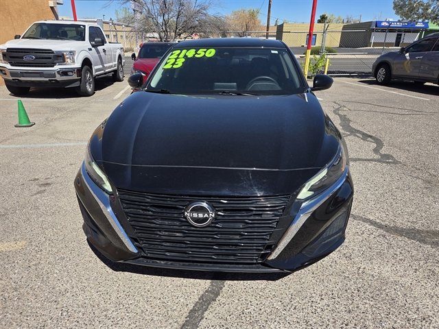 Used 2023 Nissan Altima 2.5 SV image 4