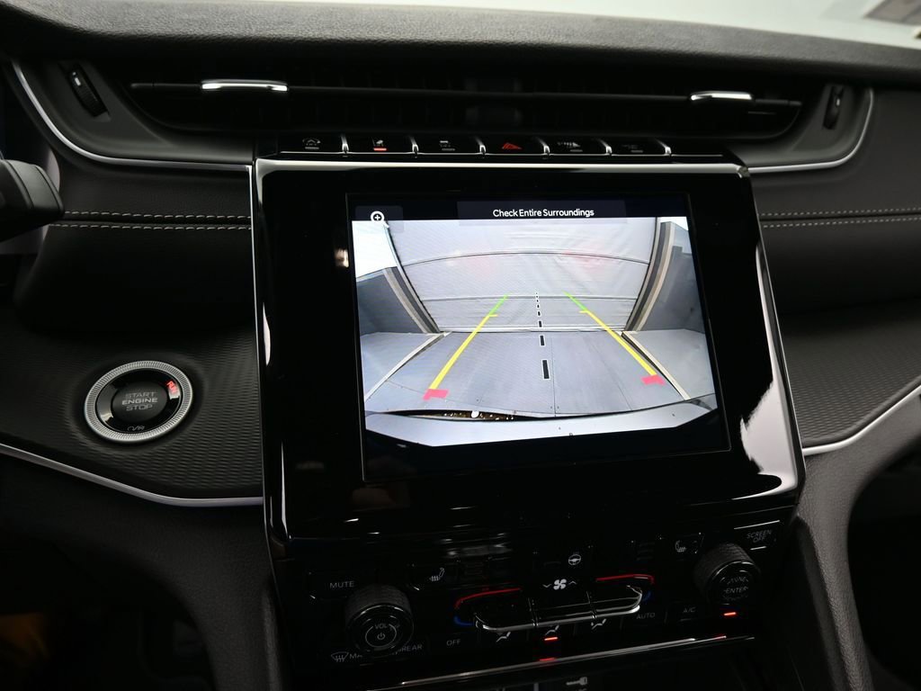 New 2025 Jeep Grand Cherokee L Laredo w/ Luxury Tech Group I image 37