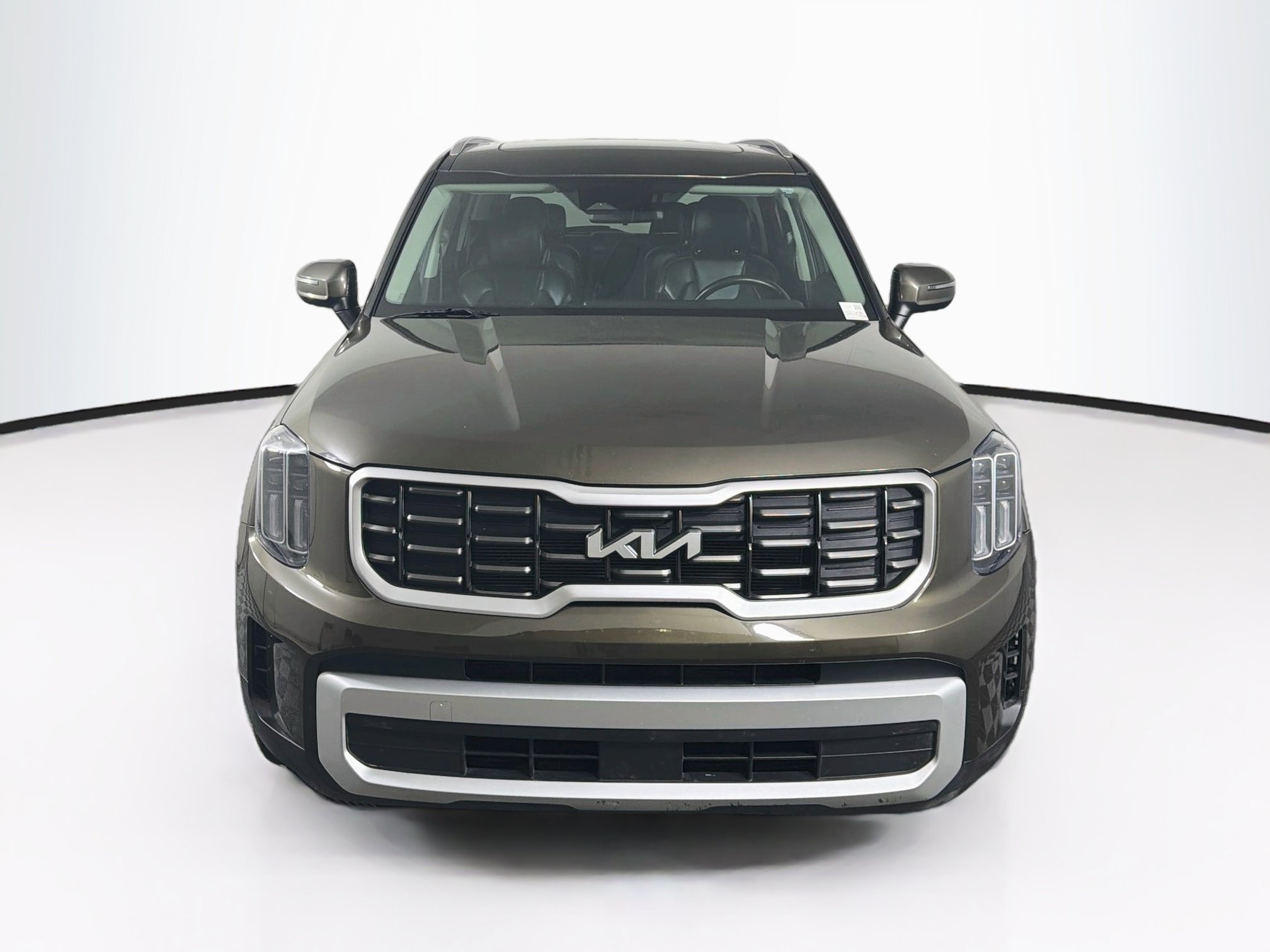 Used 2025 Kia Telluride S AWD/4WD image 2