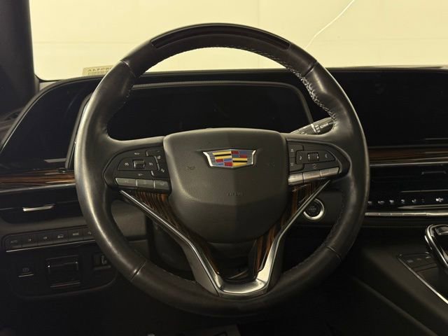 Used 2024 Cadillac Escalade ESV Premium Luxury w/ Performance Package image 23