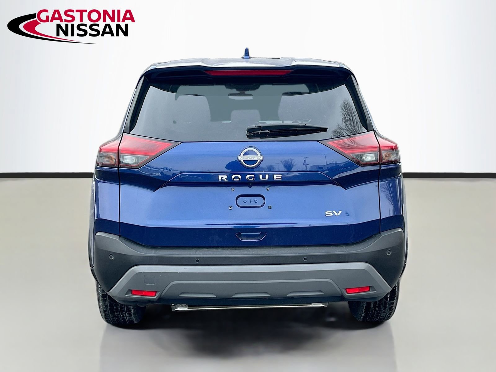 Used 2023 Nissan Rogue SV image 7