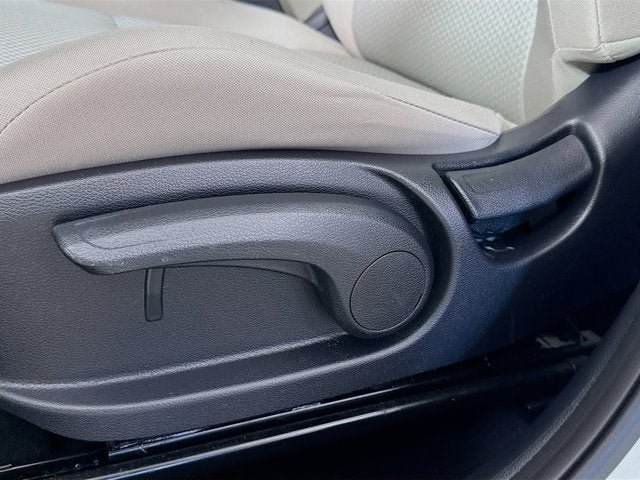 Certified 2023 Kia Soul LX w/ LX Technology Package FWD image 19