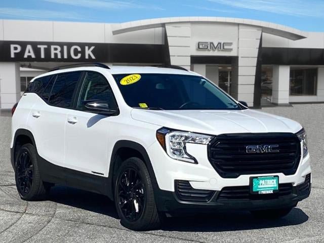 Used 2023 GMC Terrain SLE w/ Driver Convenience Package AWD/4WD image 1