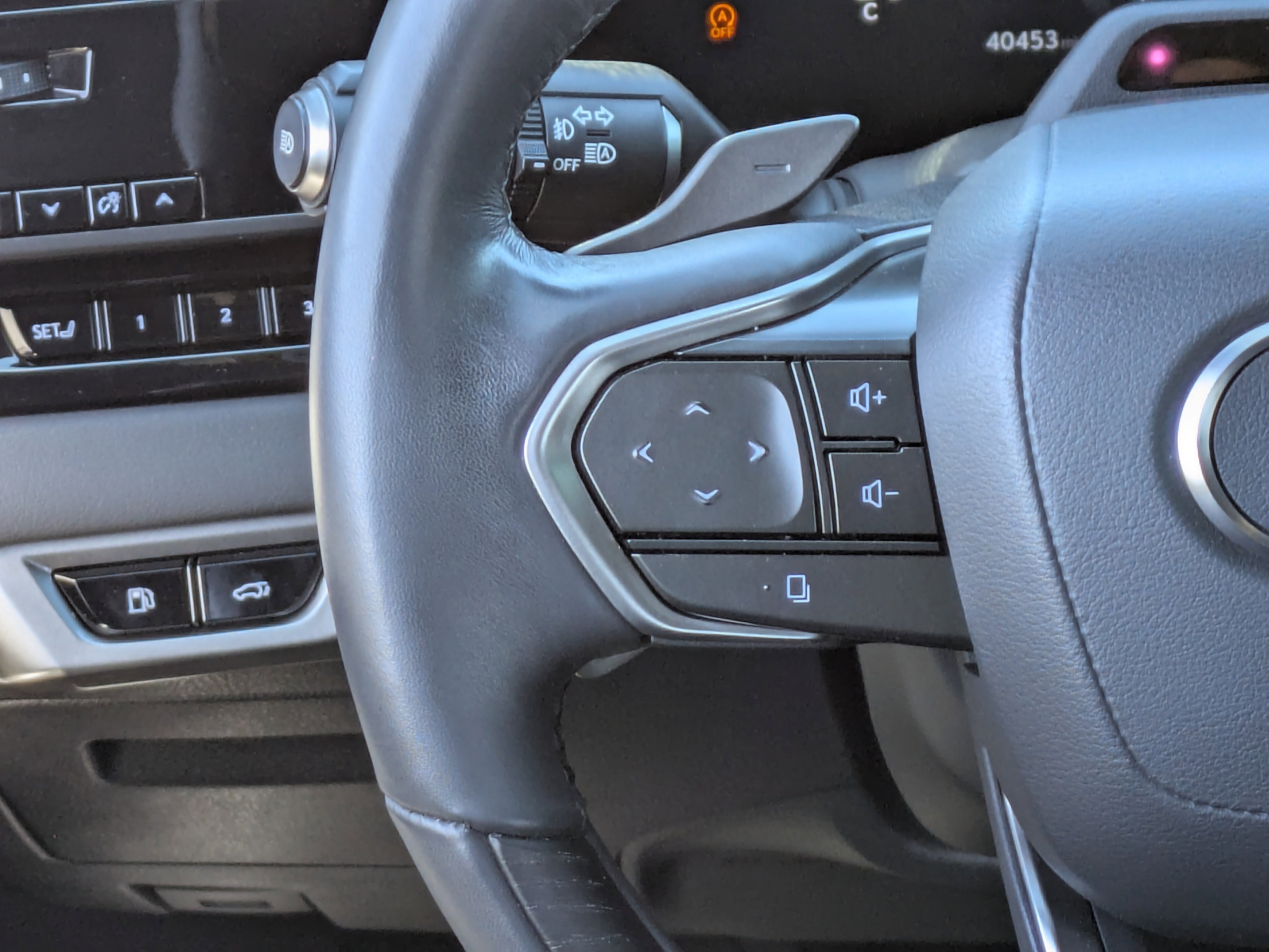 Used 2023 Lexus RX 350 Premium Plus w/ Cold Area Package image 23