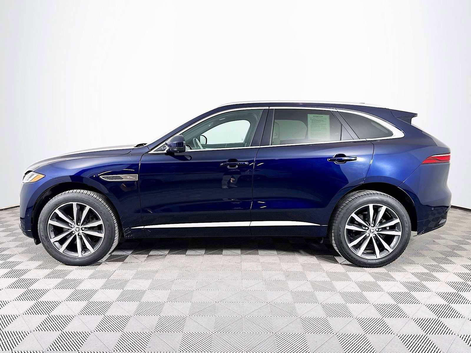 Used 2024 Jaguar F-PACE R-Dynamic S image 8