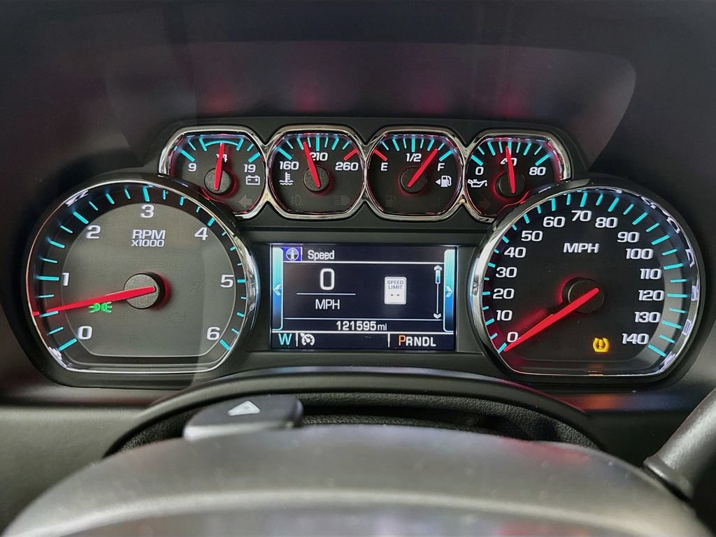 Used 2018 Chevrolet Tahoe LT w/ Luxury Package AWD/4WD image 12
