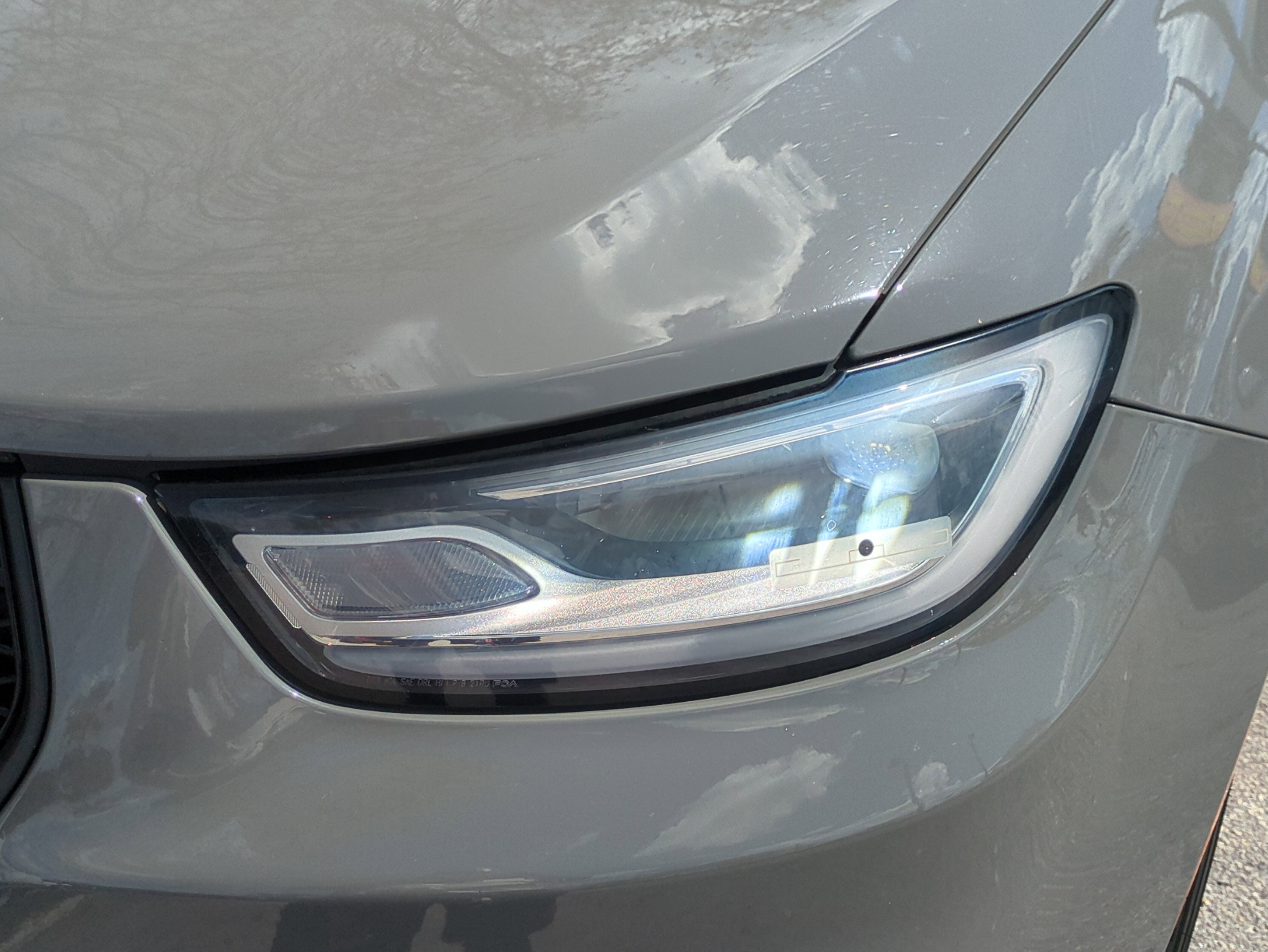 Certified 2023 Chrysler Pacifica Limited w/ Uconnect Theater Family Group image 10