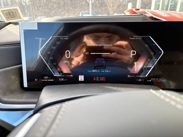 Used 2025 BMW X7 xDrive40i w/ Climate Comfort Package image 16