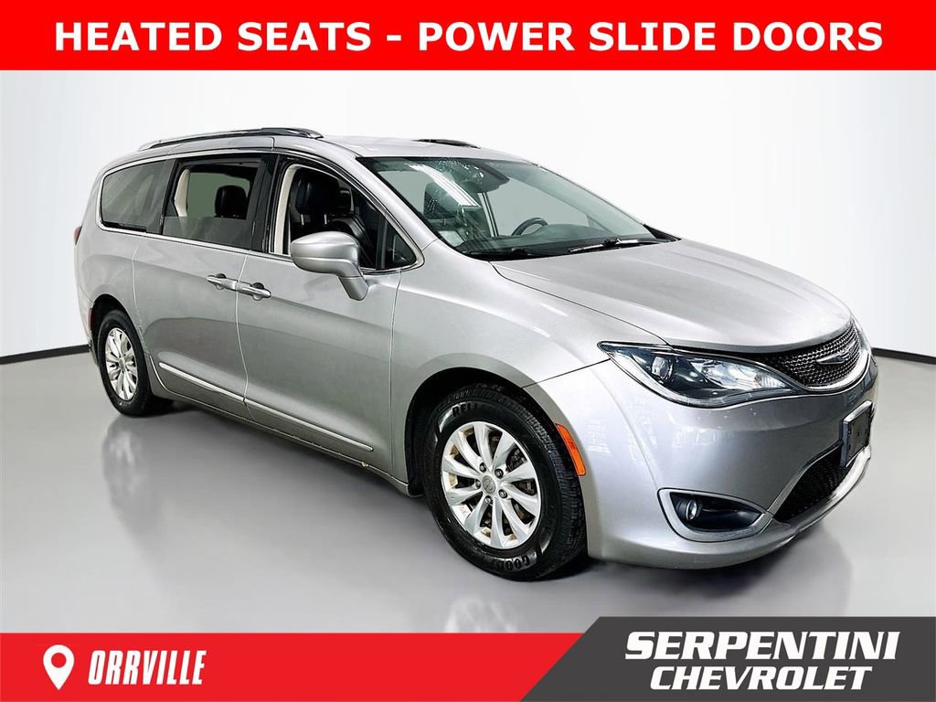 Used 2018 Chrysler Pacifica Touring-L