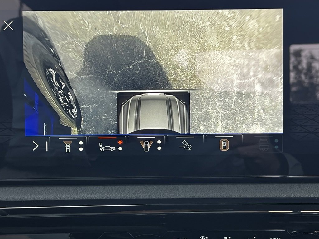 Used 2025 GMC Sierra 1500 AT4 w/ AT4 Premium Package image 41