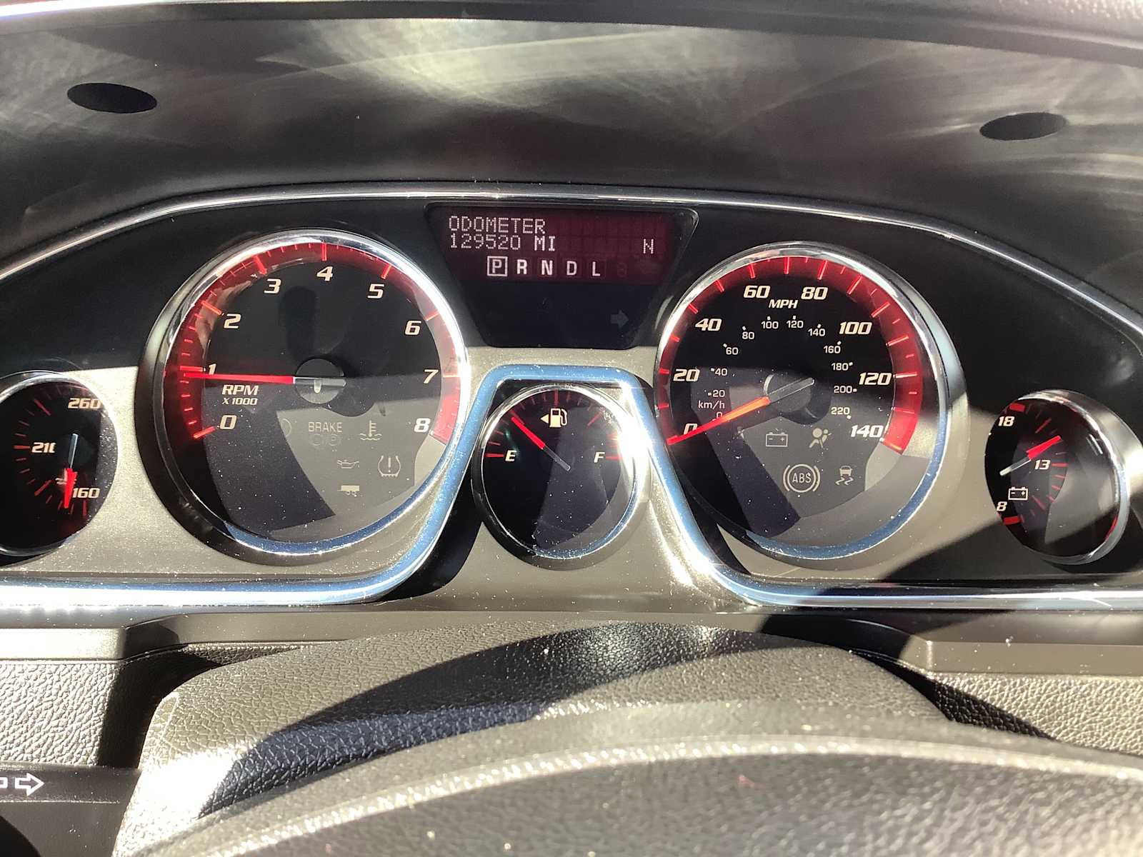 Used 2015 GMC Acadia SLT image 18