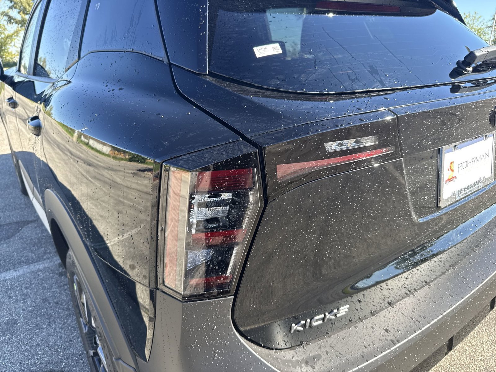 New 2027 Nissan Kicks SV AWD/4WD image 12