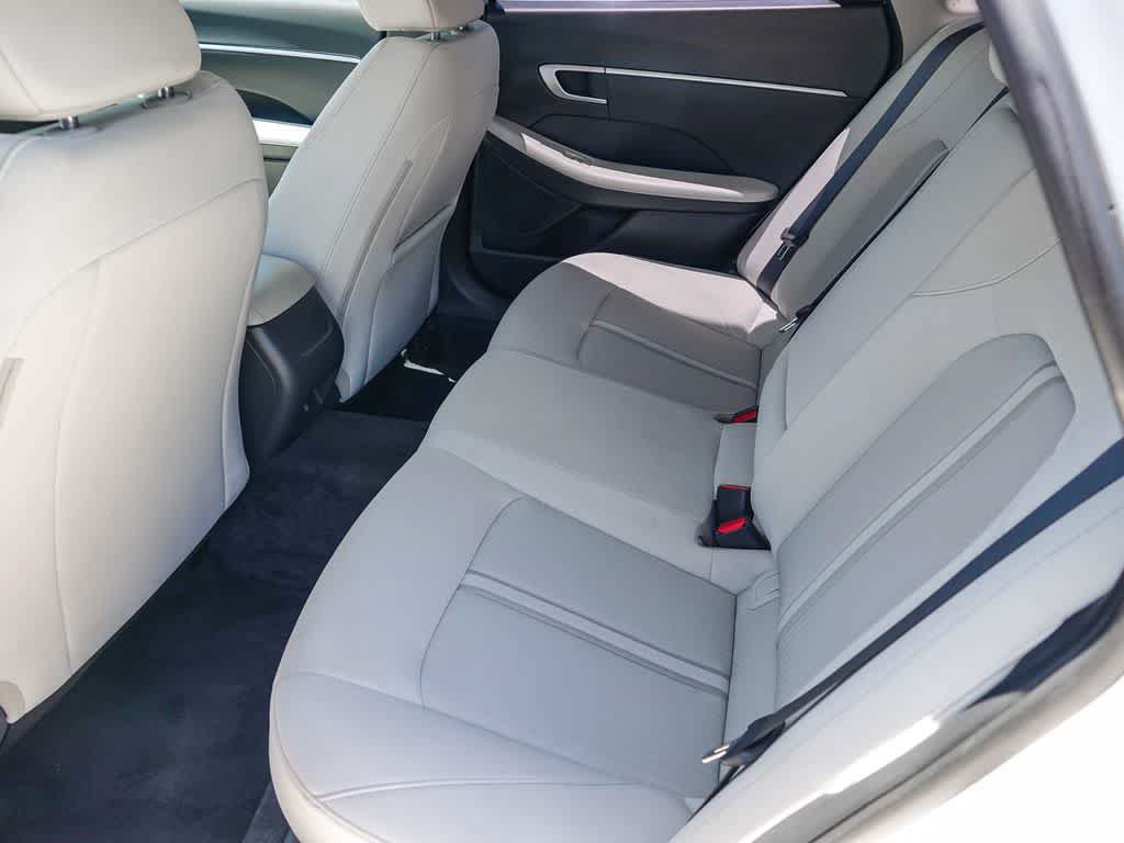 Used 2024 Hyundai Sonata SEL AWD/4WD image 17