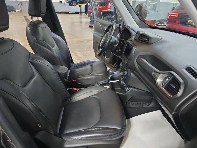 Used 2019 Jeep Renegade Limited w/ Trailer Tow Group image 13