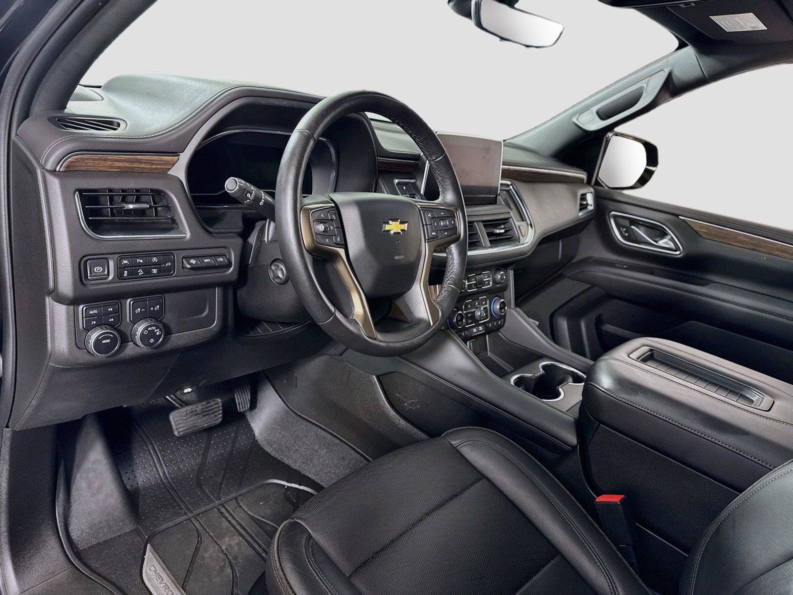 Used 2022 Chevrolet Tahoe High Country AWD/4WD image 3